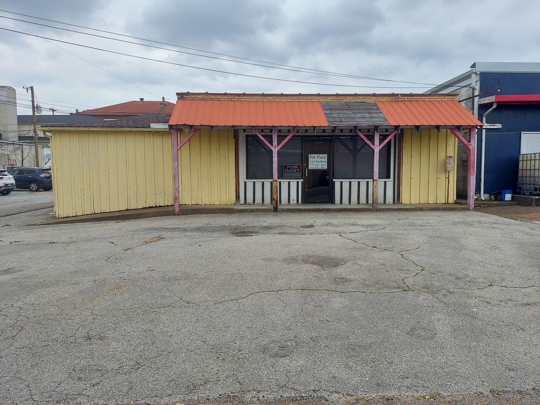 101 Caldwell St, Paris, TN for lease Building Photo- Image 1 of 28