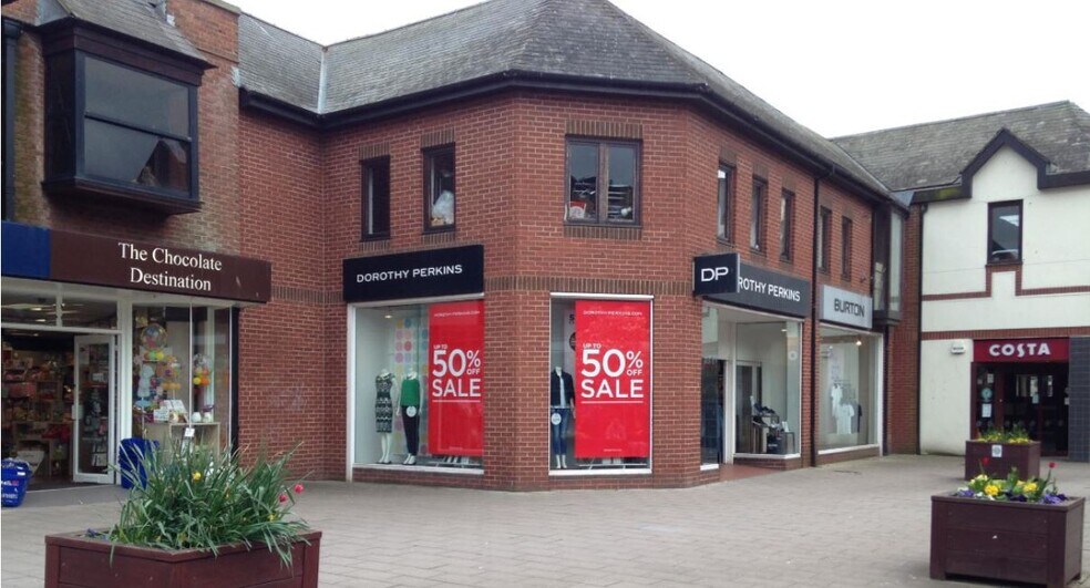 26-44 Chapel Street portefeuille de 4 propriétés à vendre sur LoopNet.ca - Photo principale - Image 3 de 4