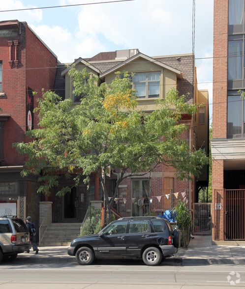 460 College St, Toronto, ON à vendre - Photo du bâtiment - Image 2 de 2