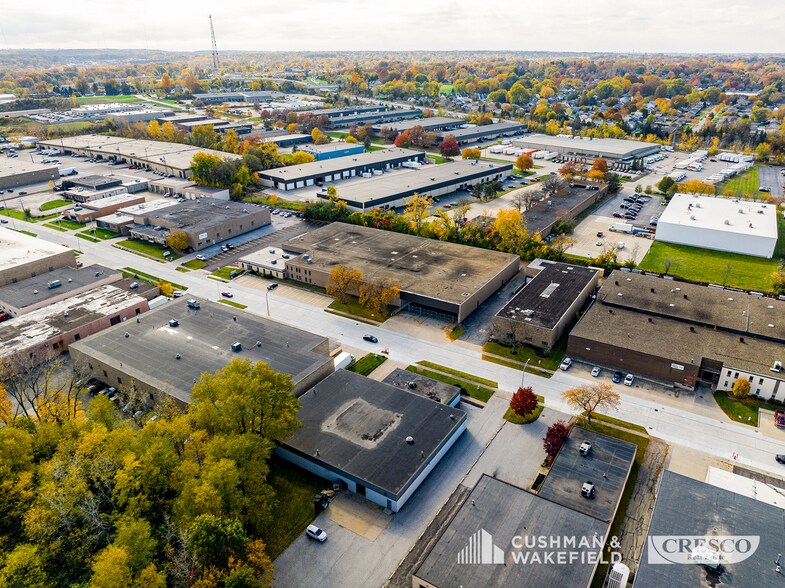 4650 Spring Rd, Independence, OH à louer - Photo du bâtiment - Image 2 de 14