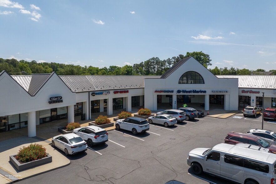 10855-10883 W Broad St, Richmond, VA for lease - Building Photo - Image 2 of 6