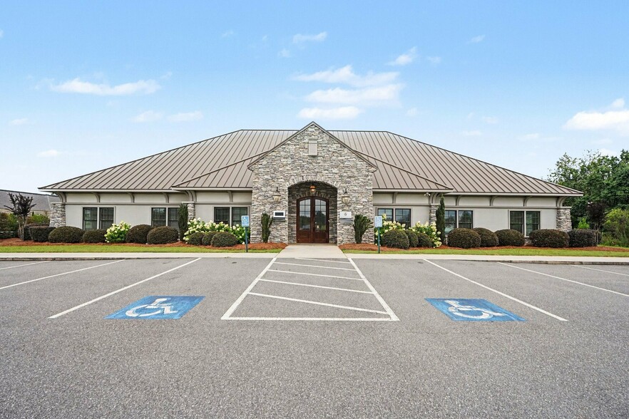132 Byrd Way, Warner Robins, GA for sale - Building Photo - Image 1 of 35