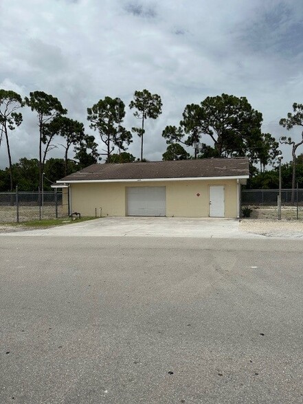 26095 Imperial Harbor Blvd, Bonita Springs, FL for sale - Building Photo - Image 1 of 14