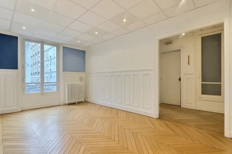 Bureau dans Paris à louer - Photo du bâtiment - Image 2 de 9