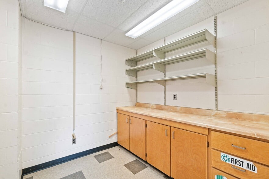 2159 County Rd 16, Merrickville, ON for lease - Building Photo - Image 2 of 22
