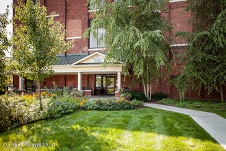 128 Lakeside Ave, Burlington, VT for lease Building Photo- Image 2 of 6