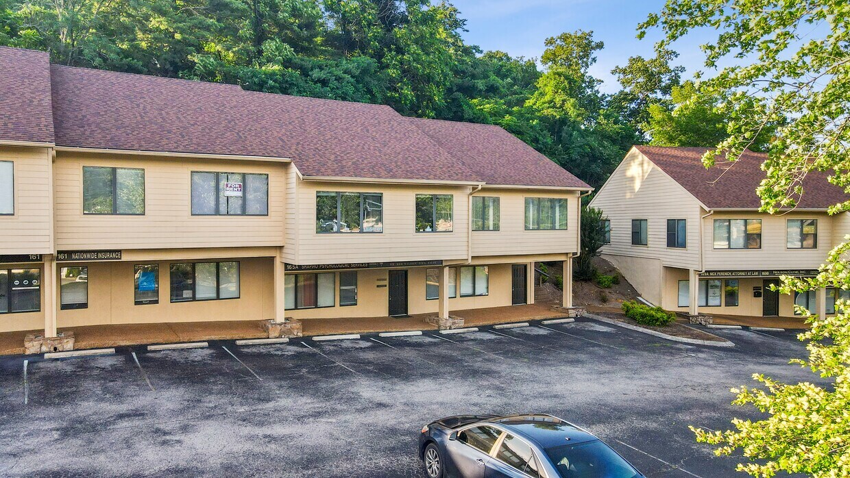 159-167 Belle Forest Cir, Nashville, TN for lease Building Photo- Image 1 of 18