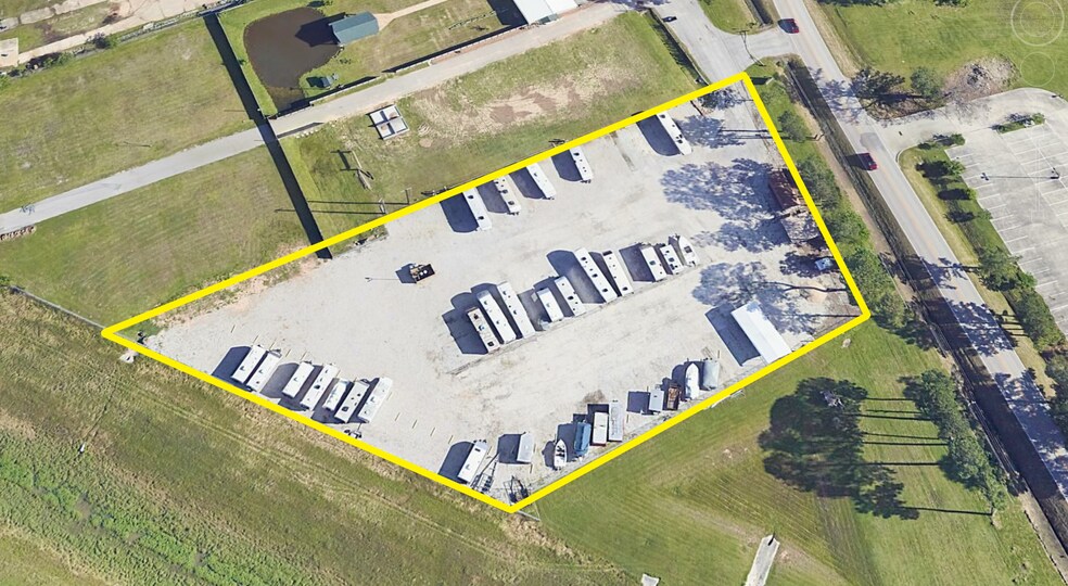 20519 Rhodes Dr, Spring, TX à louer - Photo du bâtiment - Image 1 de 6