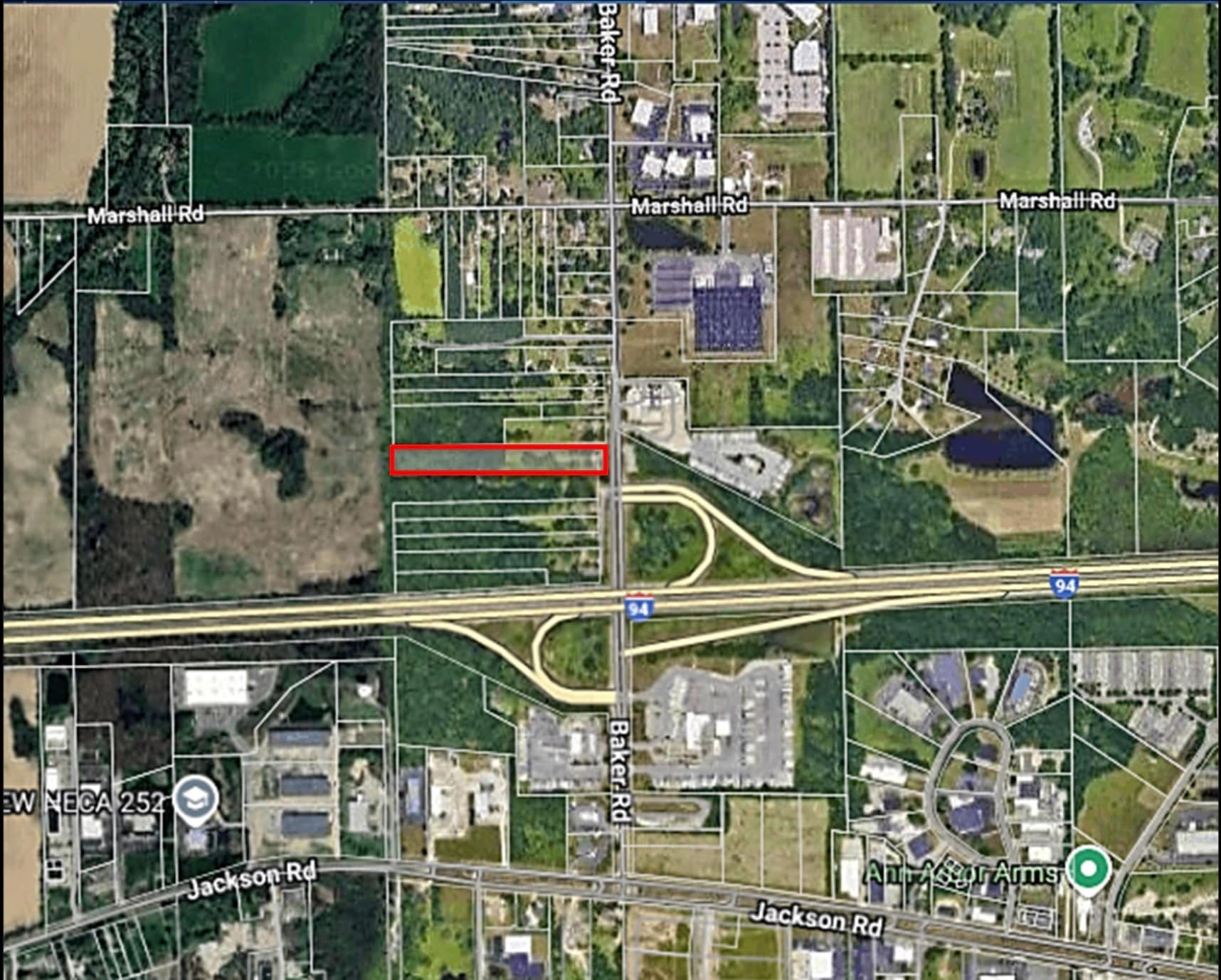 675 Baker Rd, Dexter, MI à vendre Aérien- Image 1 de 3