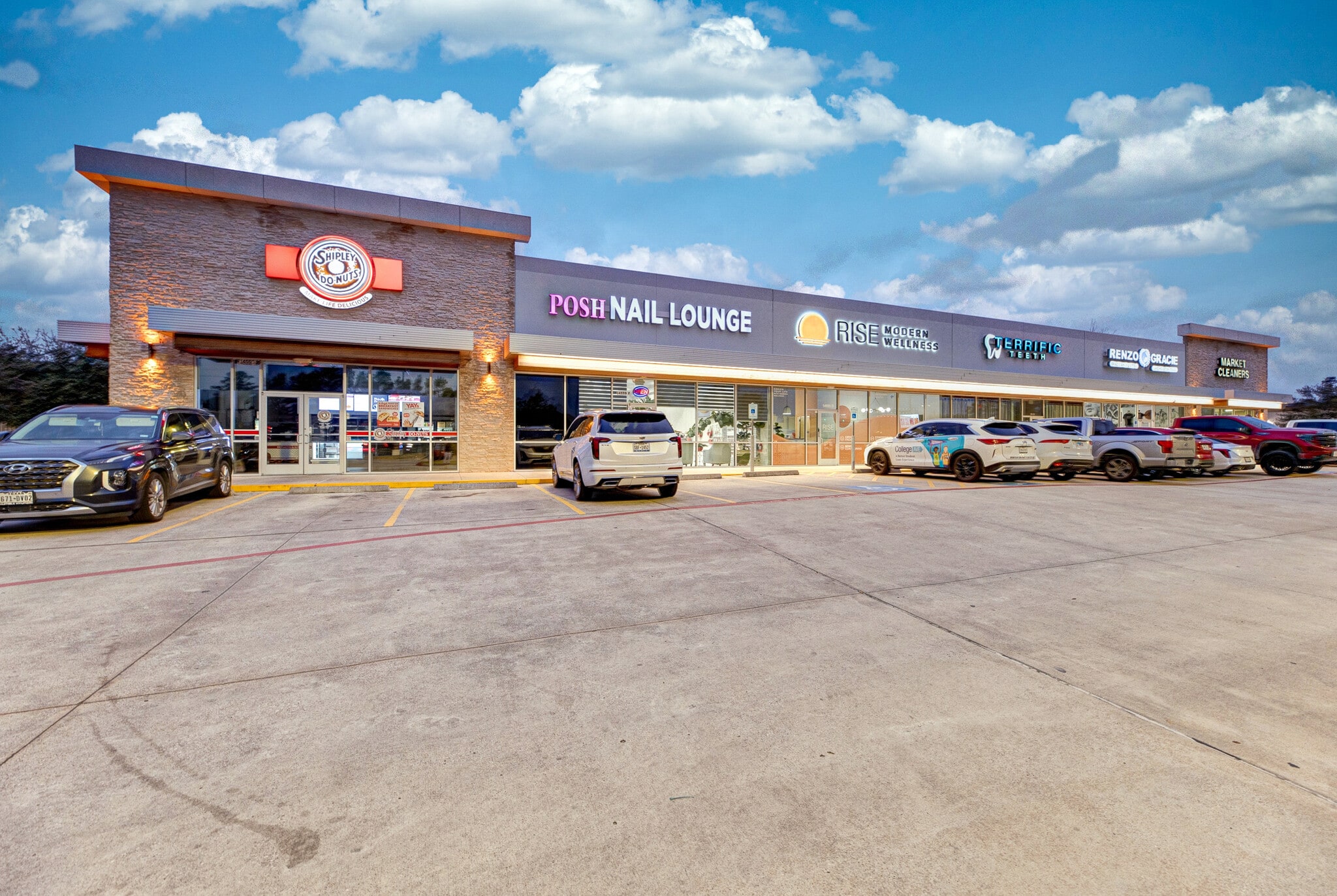 14555 W Lake Houston Pky, Houston, TX for lease Building Photo- Image 1 of 11