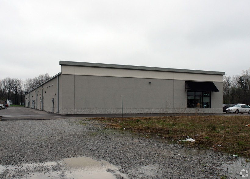 7723 Airport Hwy, Holland, OH for sale - Building Photo - Image 3 of 15