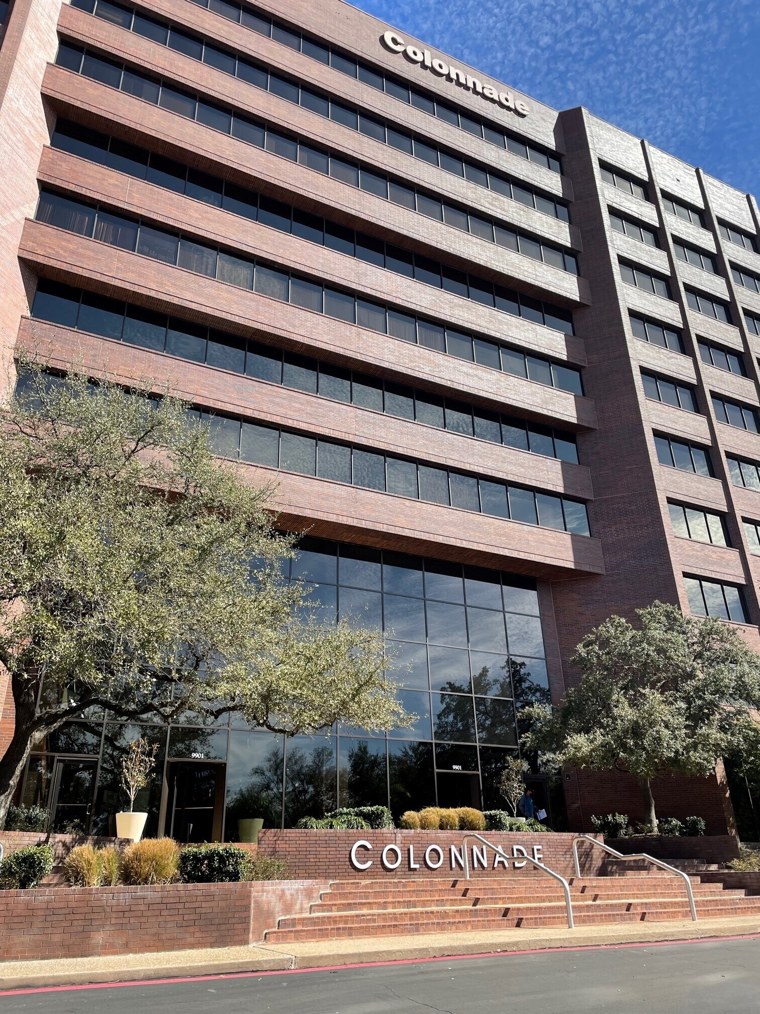 9901 W Interstate 10, San Antonio, TX à louer Photo du bâtiment- Image 1 de 7