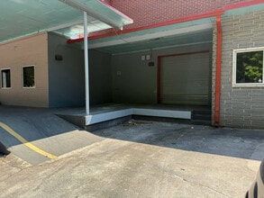 774 Forrest St NW, Atlanta, GA for lease Building Photo- Image 2 of 7
