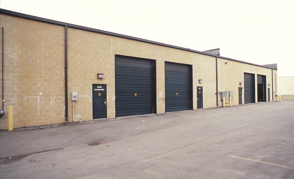 47677-47695 Avante Dr, Wixom, MI à louer - Autre - Image 2 de 10