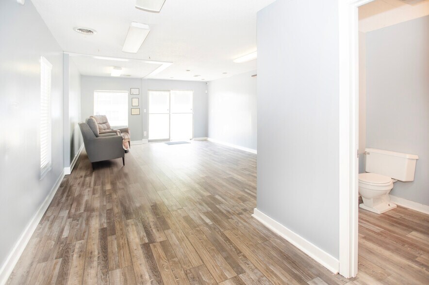 401 Hillcrest St, Clinton, TN à vendre - Photo intérieure - Image 3 de 18