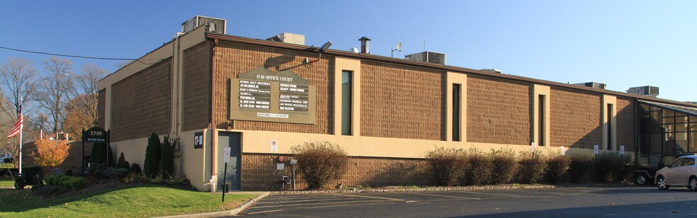 17-10 River Rd, Fair Lawn, NJ à vendre - Photo du bâtiment - Image 3 de 7
