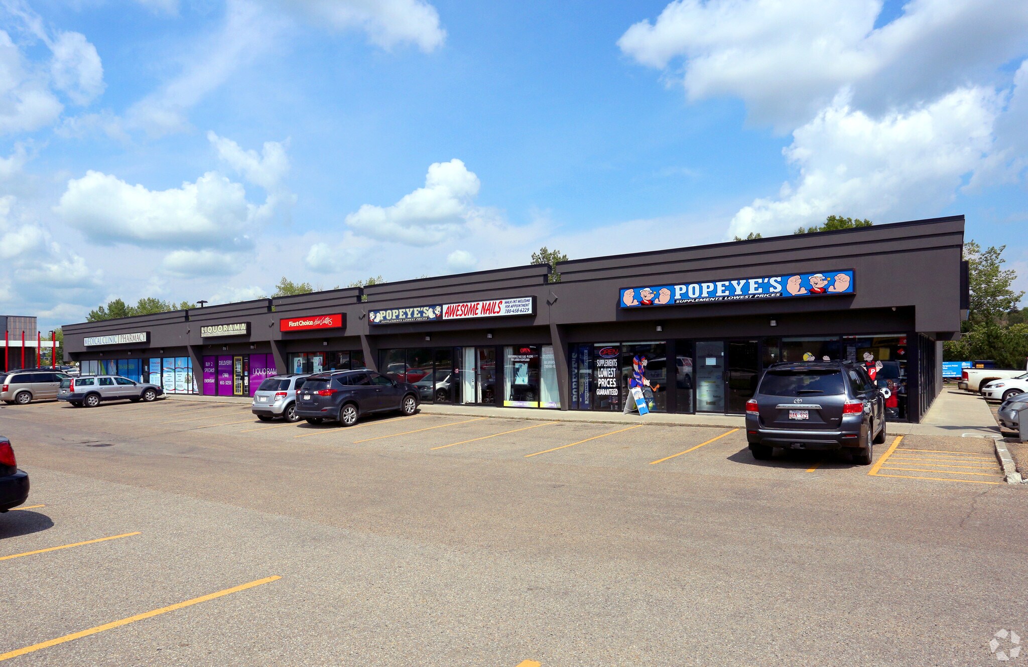 367 St Albert Trl, St. Albert, AB for sale Primary Photo- Image 1 of 1