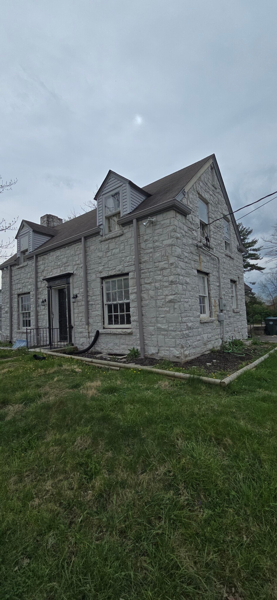 4502 Fegenbush Ln, Louisville, KY for sale Primary Photo- Image 1 of 40