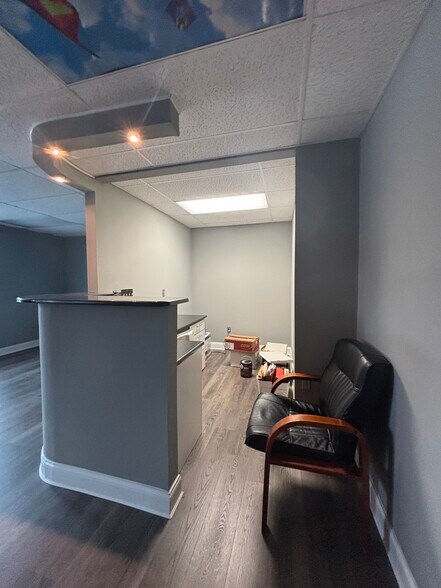 216 Stelton Rd, Piscataway, NJ à vendre - Photo du bâtiment - Image 3 de 18