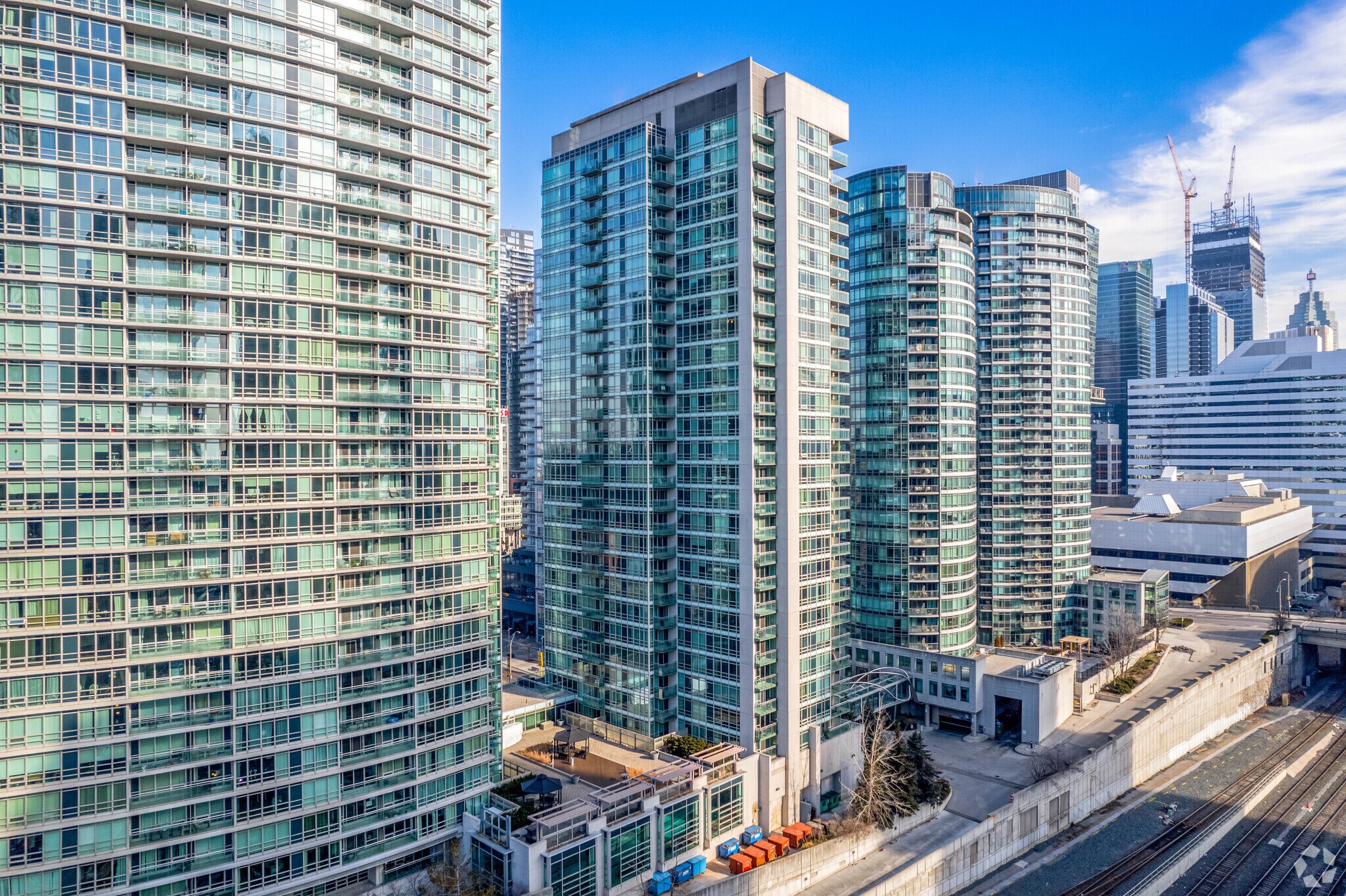 387 Front St W, Toronto, ON for sale Building Photo- Image 1 of 1