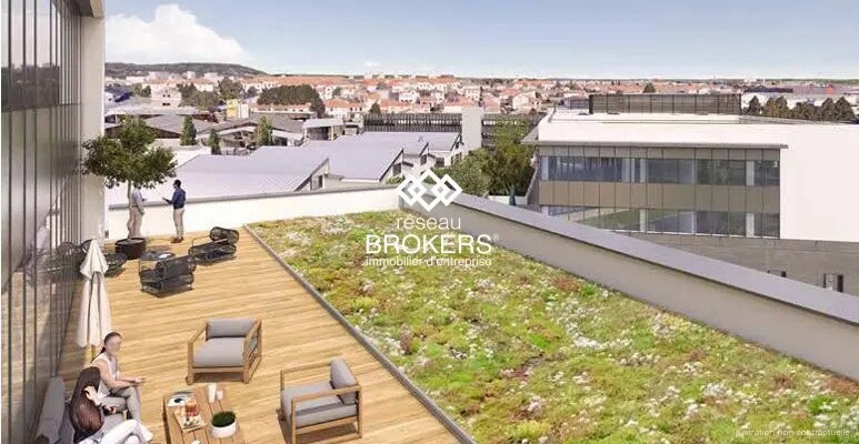 Bureau dans Clermont-Ferrand à vendre Photo du bâtiment- Image 1 de 3