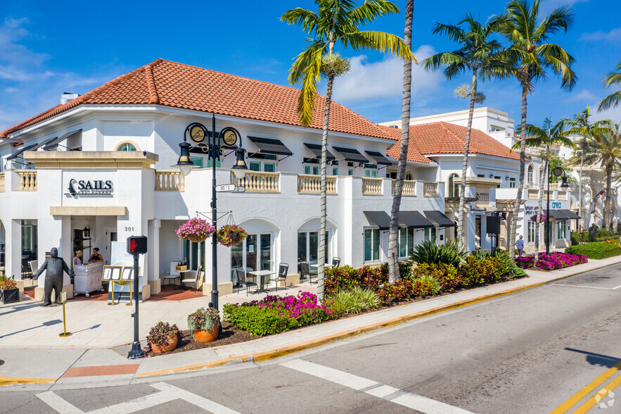 301 5th Ave S, Naples, FL à vendre - Photo du bâtiment - Image 1 de 1