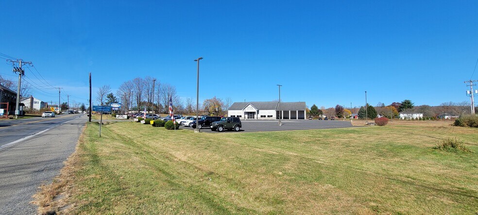 2003 Route 209, Brodheadsville, PA à vendre - Photo du bâtiment - Image 2 de 10