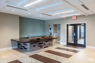 900 Broken Sound Pky NW, Boca Raton, FL à louer Photo intérieure- Image 2 de 25