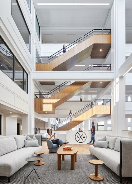 11095 Viking Dr, Eden Prairie, MN à louer - Photo intérieure - Image 3 de 7