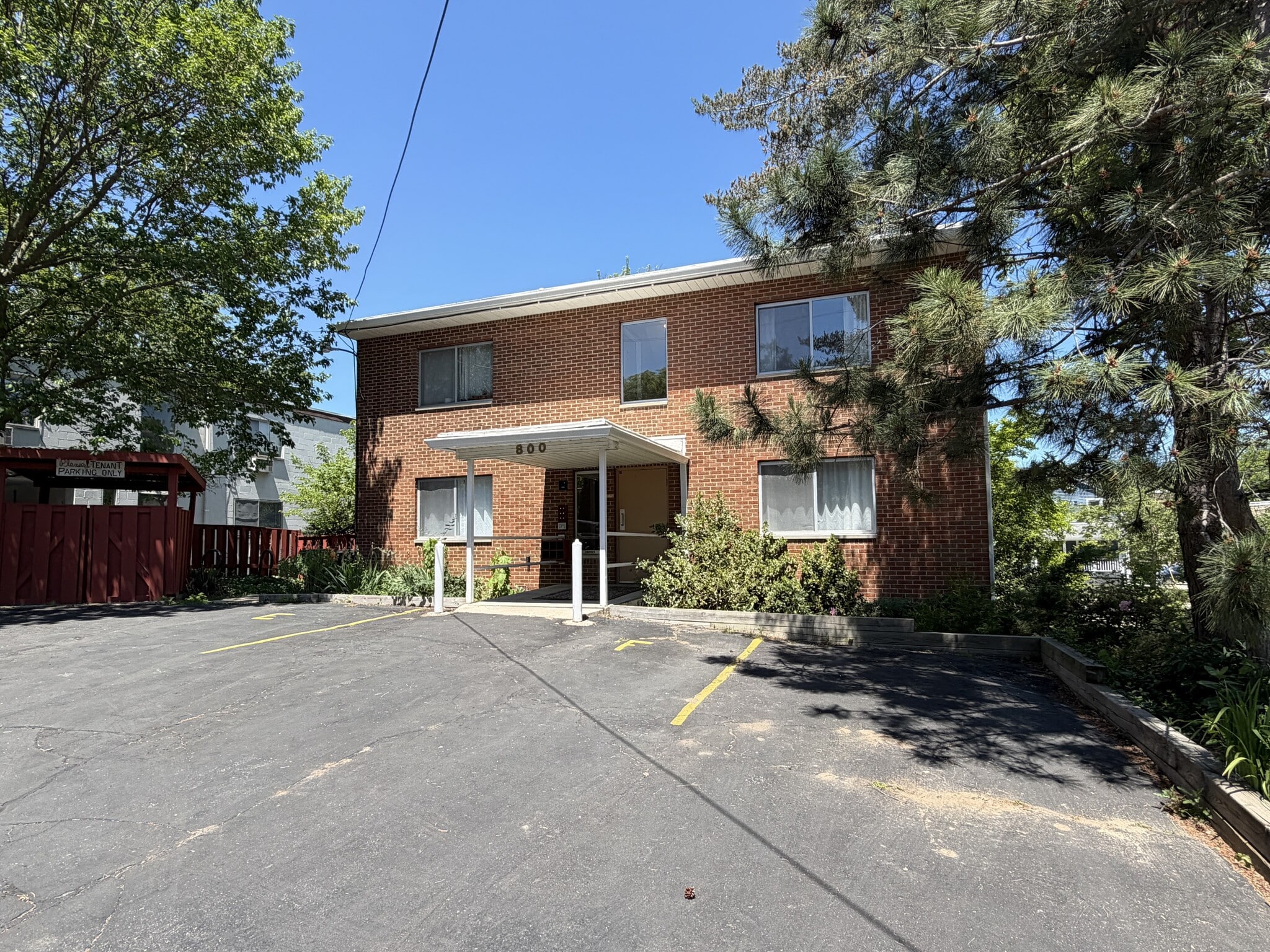 800 Brown St, Ann Arbor, MI à vendre Photo du bâtiment- Image 1 de 12