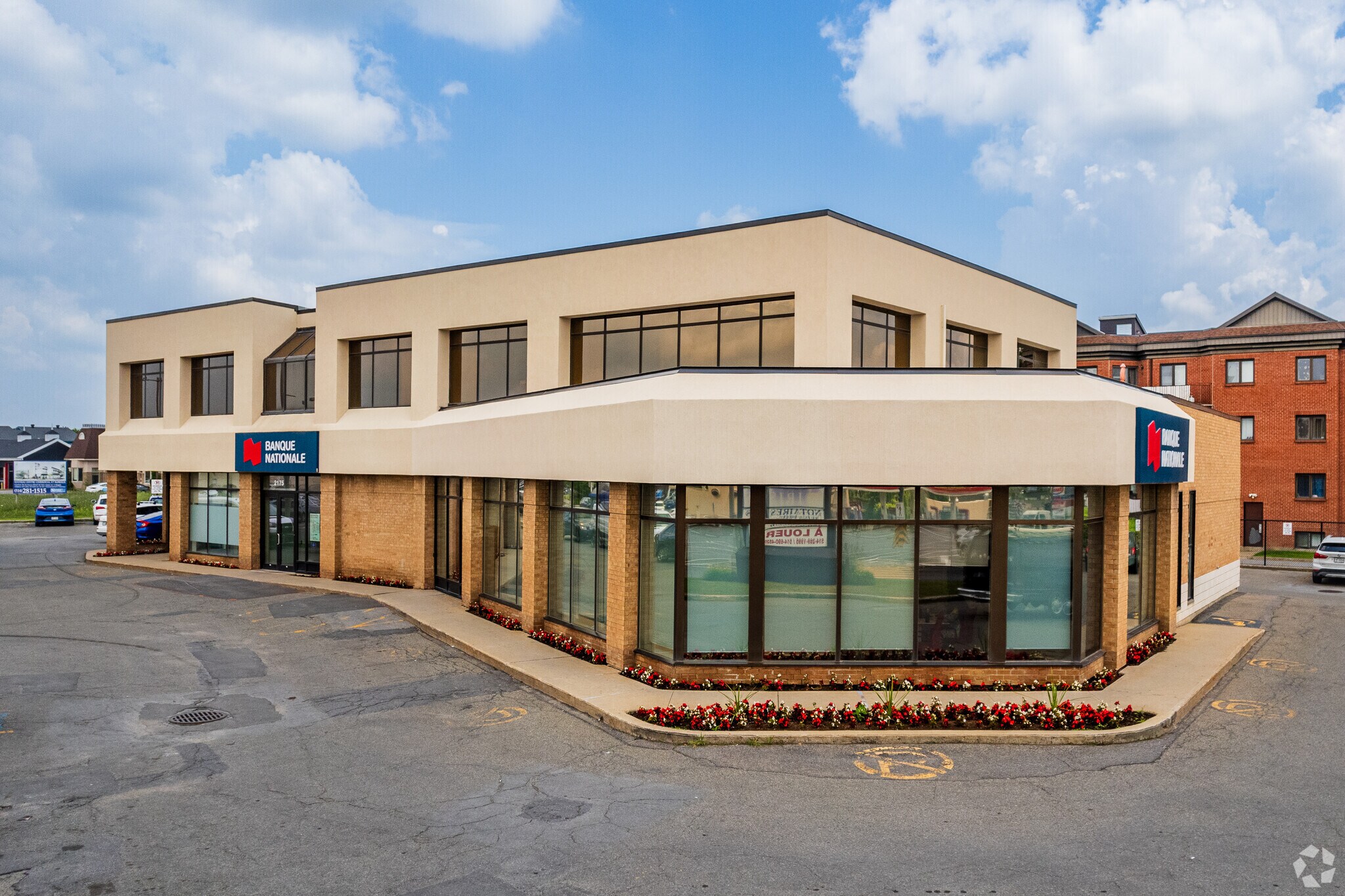 2175-2183 Boul des Laurentides, Laval, QC à vendre Photo du bâtiment- Image 1 de 1
