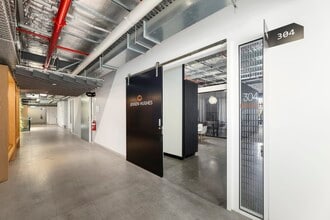 87 Gladstone St, SOUTH MELBOURNE for lease Interior Photo- Image 1 of 7