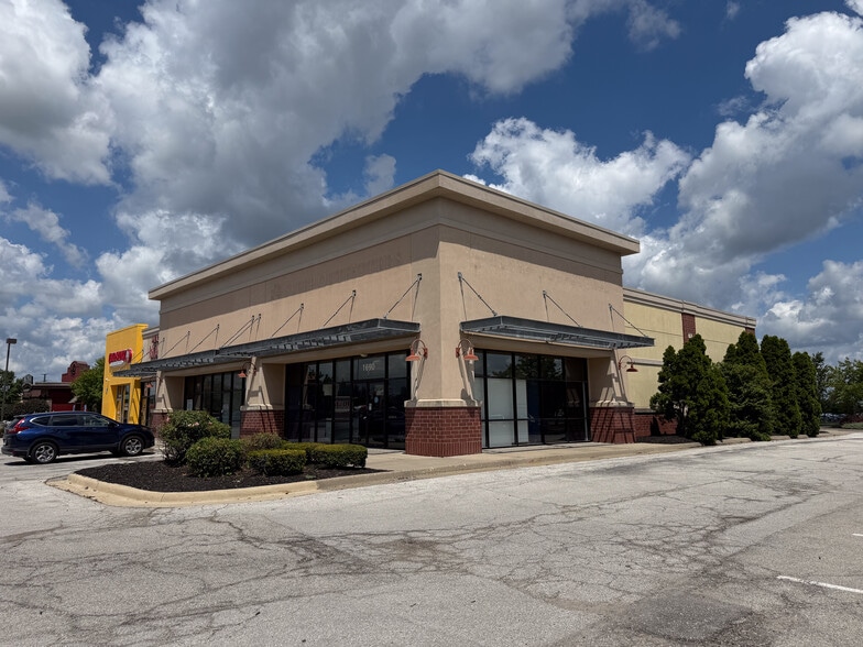 1850-1860 Chipman Rd, Lee's Summit, MO for lease - Building Photo - Image 2 of 20