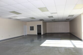 3500 Beachwood Ct, Jacksonville, FL for lease Interior Photo- Image 2 of 6