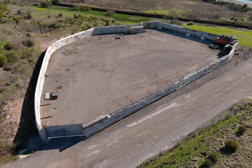 5 Beatty Ave ave, Brisbane, CA for lease - Primary Photo - Image 1 of 5