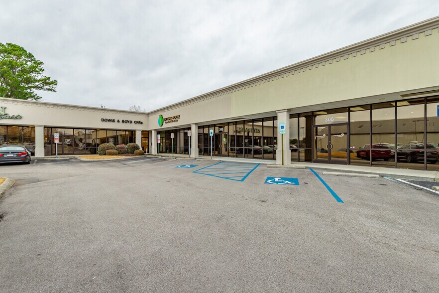7053 McCutcheon Rd, Chattanooga, TN à vendre - Photo du bâtiment - Image 2 de 14