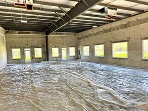 2772 Santa Barbara Blvd, Naples, FL for lease Interior Photo- Image 1 of 3