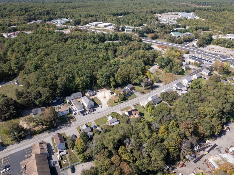 31-37 Leicester St, North Oxford, MA for sale - Building Photo - Image 2 of 23