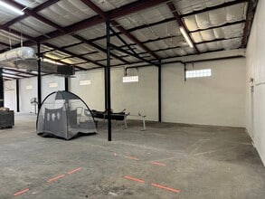 1108 S Flores St, San Antonio, TX for lease Building Photo- Image 2 of 3