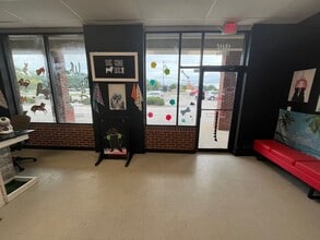 4800-5132 Southpoint Pky, Fredericksburg, VA à louer Photo du bâtiment- Image 1 de 13