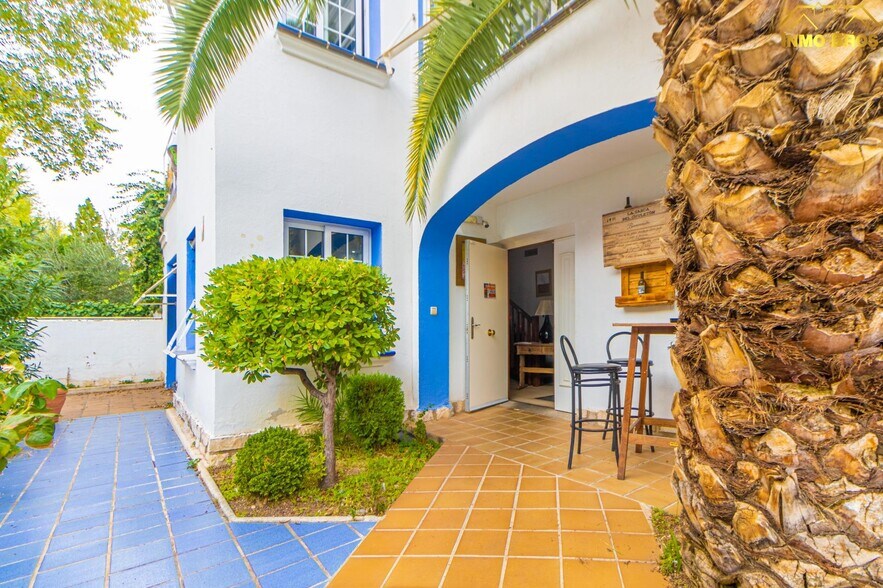 Commerce de détail dans Guadalajara, Guadalajara à louer - Photo du bâtiment - Image 3 de 48