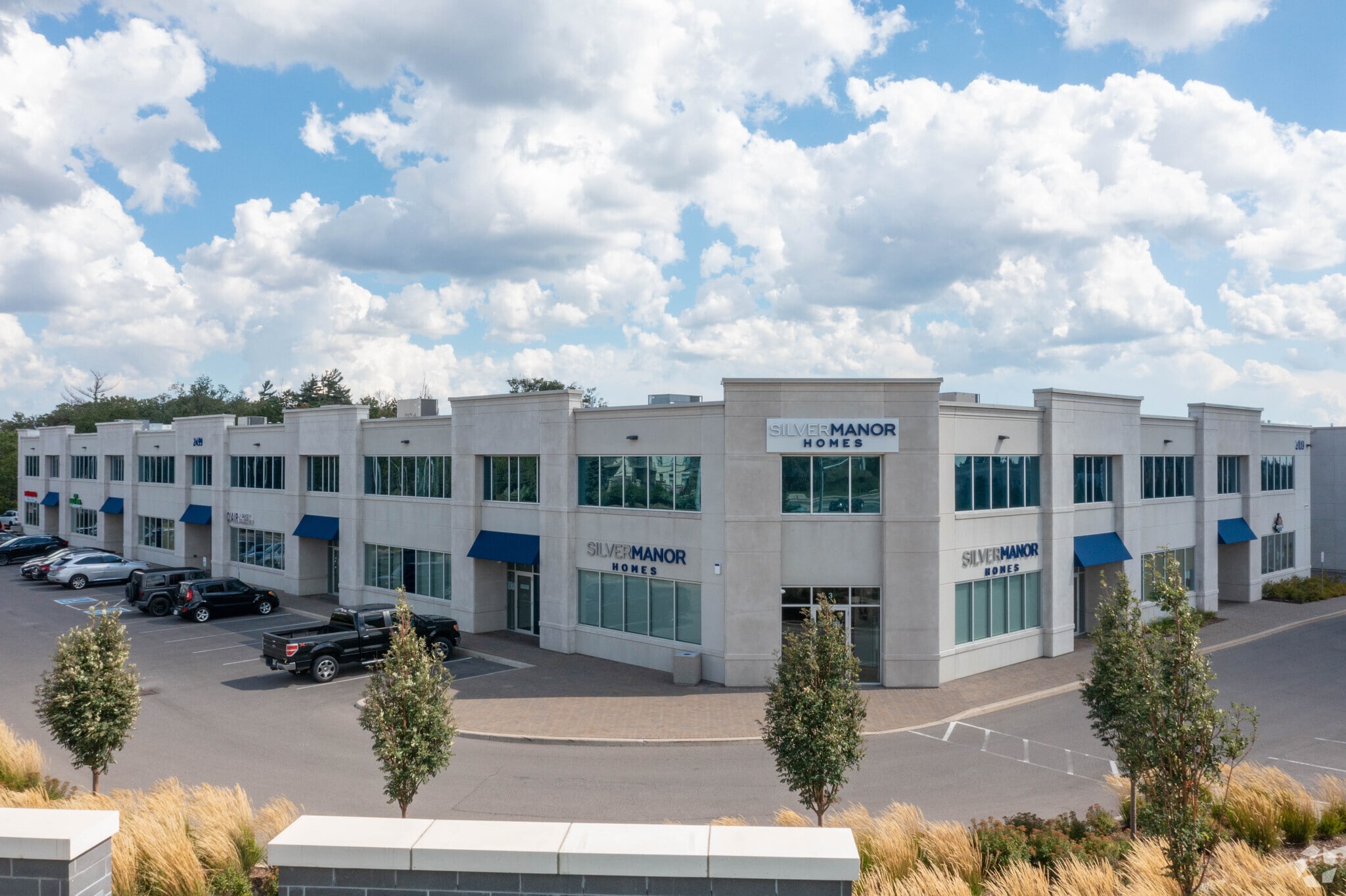 2499 Rutherford Rd, Vaughan, ON à vendre Photo principale- Image 1 de 1