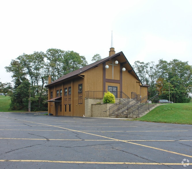 157 Wadsworth Rd, Wadsworth, OH for sale - Building Photo - Image 2 of 2