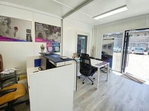 London Rd, Newbury for lease Interior Photo- Image 1 of 2