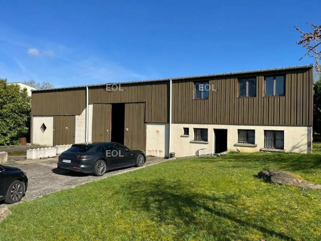 Flex in Ennery for lease Building Photo- Image 1 of 10