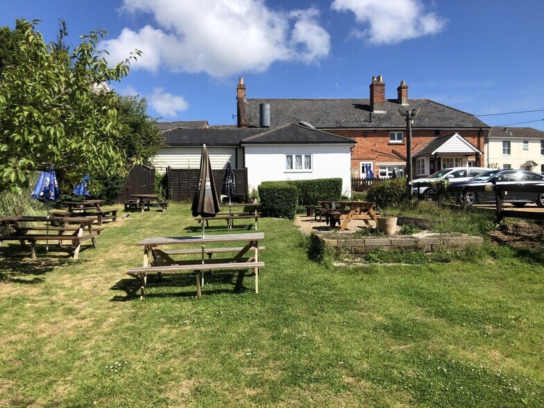 Main Rd, Ryde à louer - Photo du bâtiment - Image 2 de 2