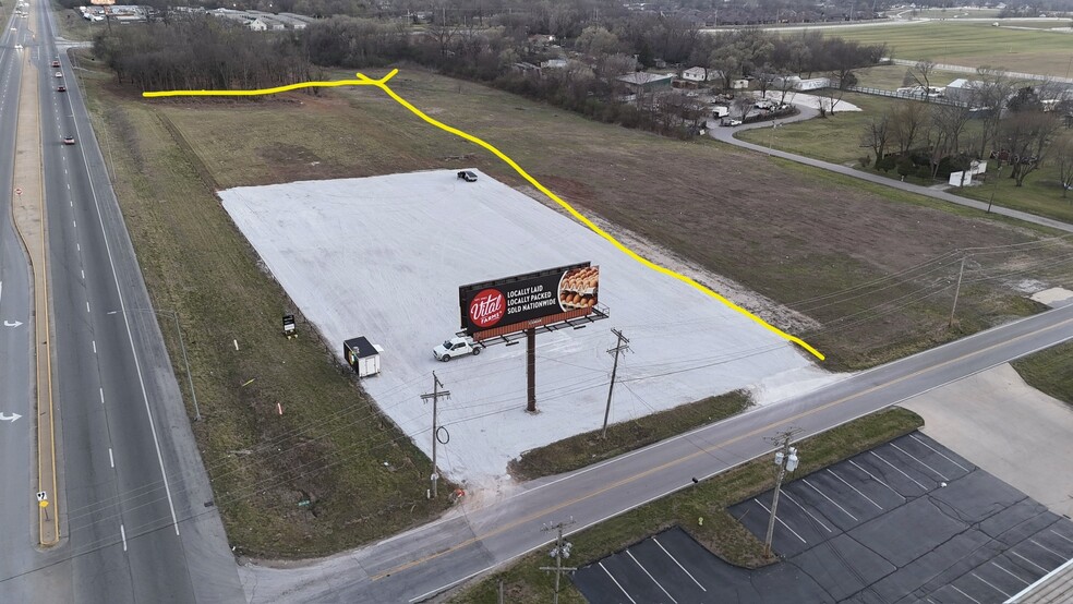 1201 S West Bypass, Springfield, MO à vendre - Photo du bâtiment - Image 3 de 3