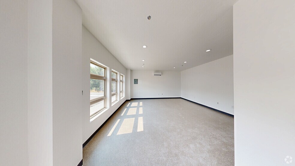 439 N Broadmore Way, Nampa, ID à louer - Numérisation 3D de Matterport - Image 3 de 11