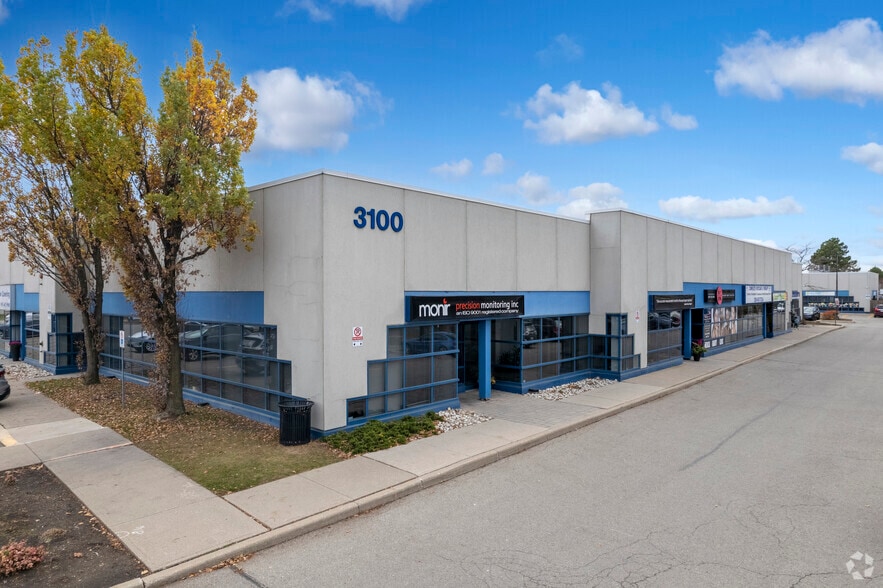 3100 Ridgeway Dr, Mississauga, ON for sale - Primary Photo - Image 1 of 1