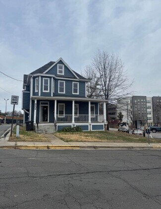 Plus de détails pour 4306 Hamilton St, Hyattsville, MD - Bureau à vendre